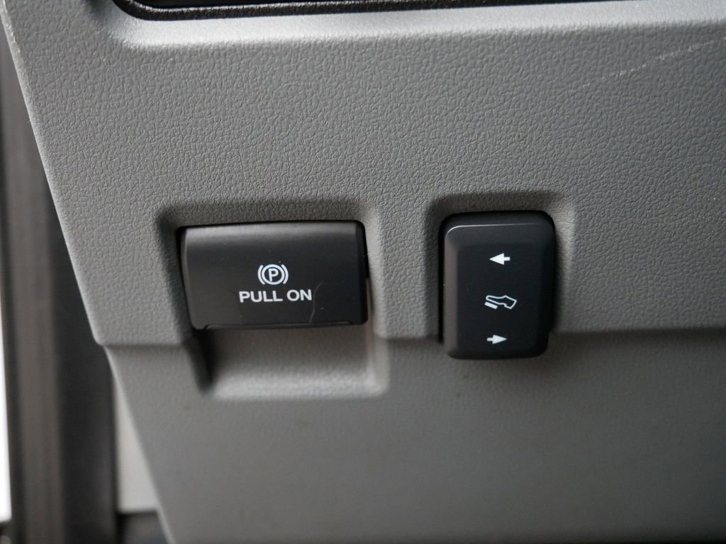 Certified 2023 Ford F350 XLT w/ FX4 Off-Road Package image 19