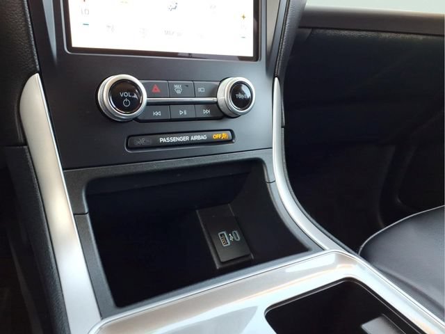 Certified 2024 Ford Edge SEL w/ Convenience Package AWD/4WD image 19