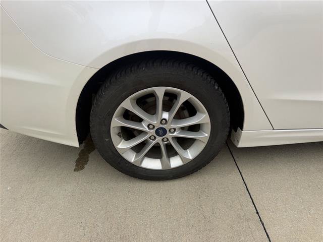 Certified 2020 Ford Fusion SEL FWD image 33