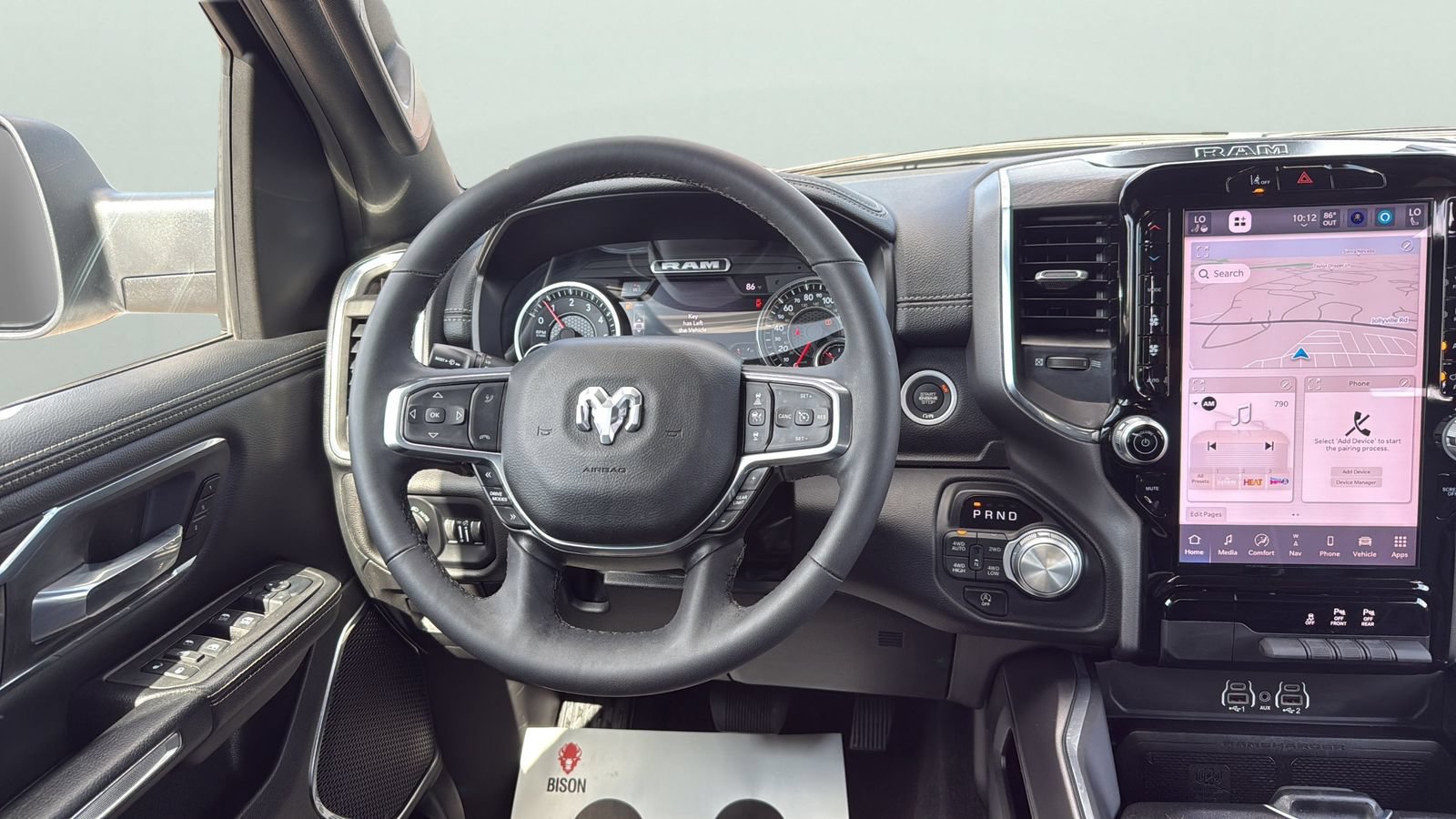 Used 2025 RAM 1500 Laramie AWD/4WD image 13