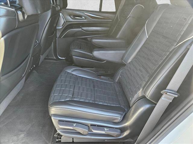 Used 2023 Cadillac Escalade Sport Platinum AWD/4WD image 18