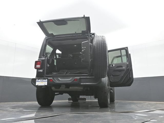 Used 2020 Jeep Wrangler Unlimited Sahara AWD/4WD image 41