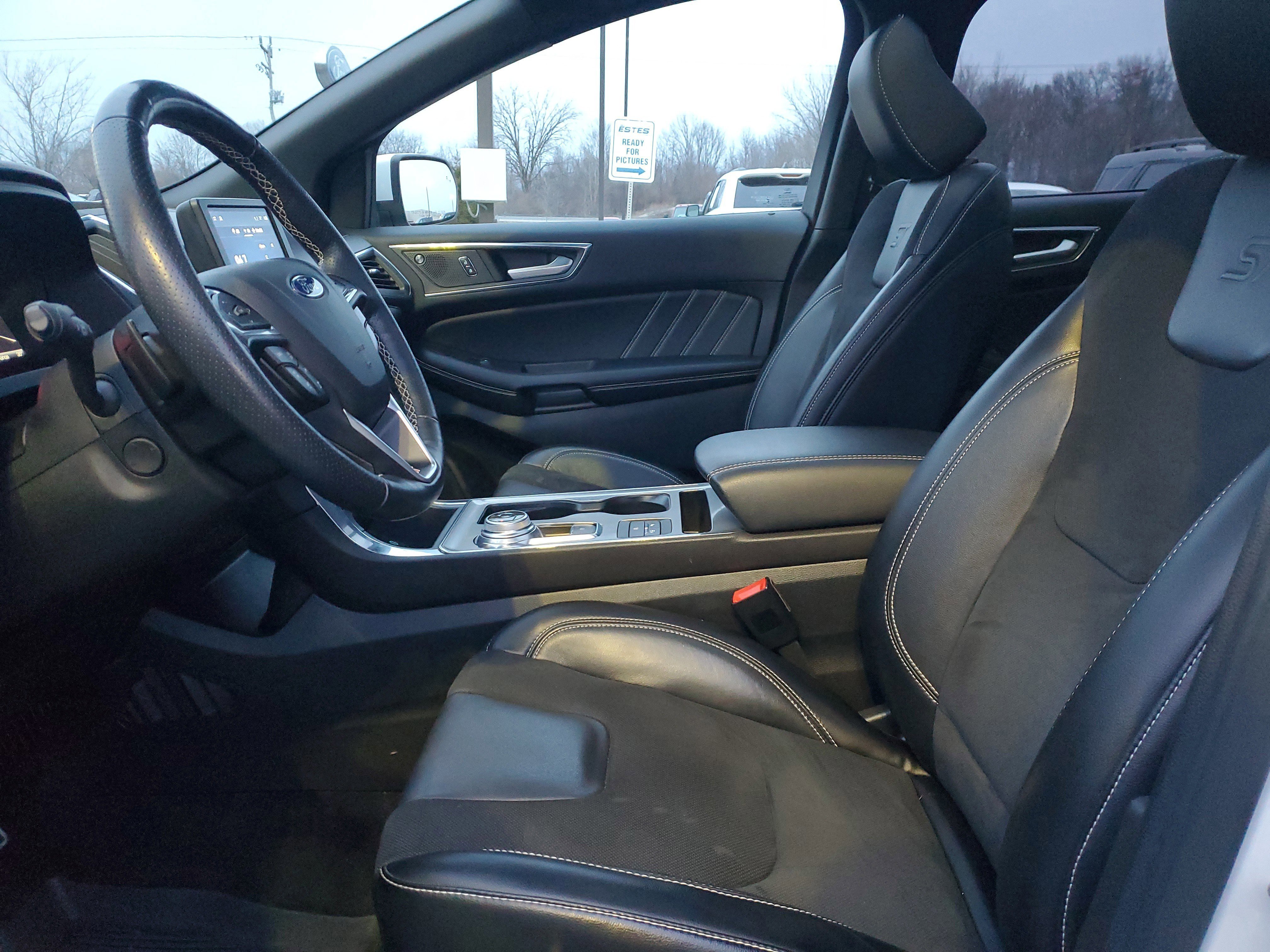 Certified 2022 Ford Edge ST w/ Equipment Group 401A image 16