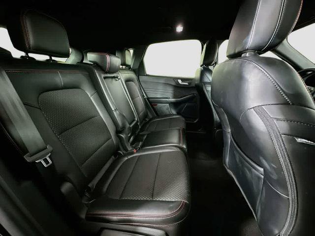 Certified 2025 Ford Escape ST-Line FWD image 31