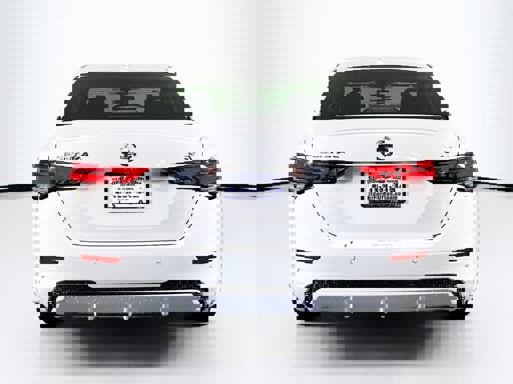 Used 2023 Nissan Sentra SV w/ All-Weather Package image 5