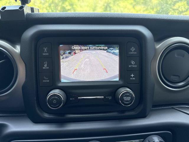 Used 2018 Jeep Wrangler Sport AWD/4WD image 17