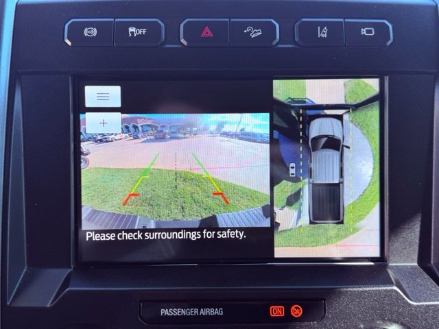Certified 2022 Ford F250 XLT w/ Black Appearance Package AWD/4WD image 18