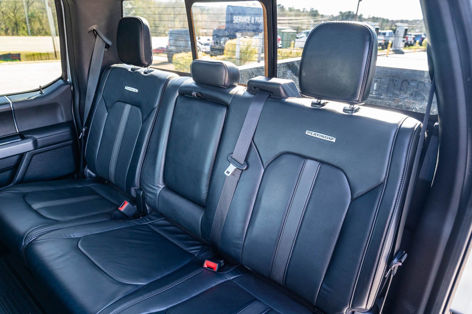 Certified 2019 Ford F250 Platinum w/ Platinum Ultimate Package image 21