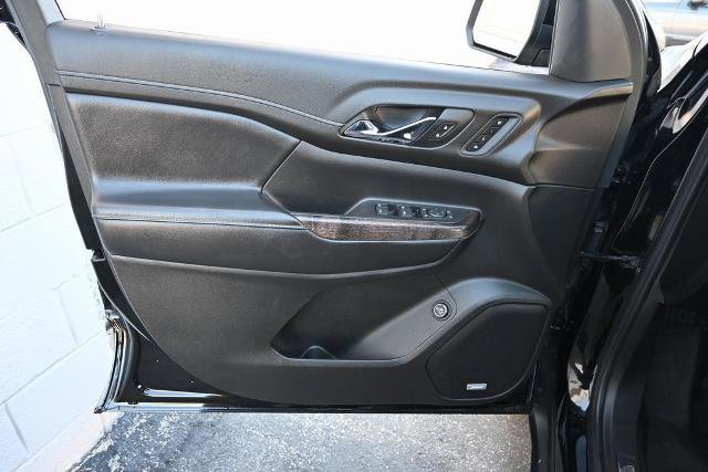 Used 2020 GMC Acadia Denali w/ Trailering Package image 20