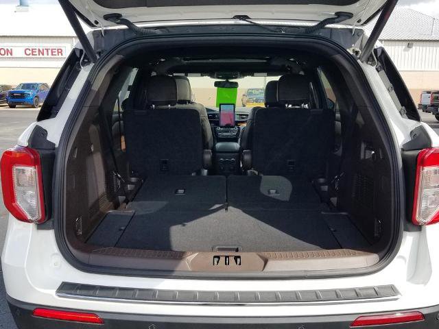 Certified 2022 Ford Explorer King Ranch w/ Premium Technology Package image 9