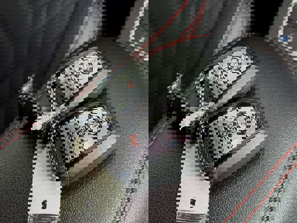 Certified 2024 Ford Escape ST-Line Elite w/ Premium Technology Package image 23