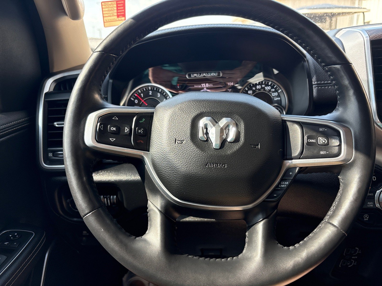 Used 2020 RAM 1500 Laramie AWD/4WD image 16