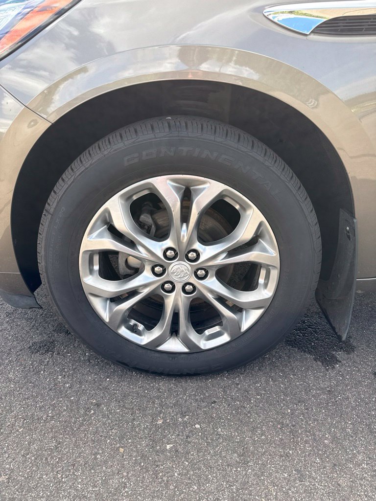 Used 2020 Buick Enclave Avenir w/ Avenir Technology Package AWD/4WD image 30