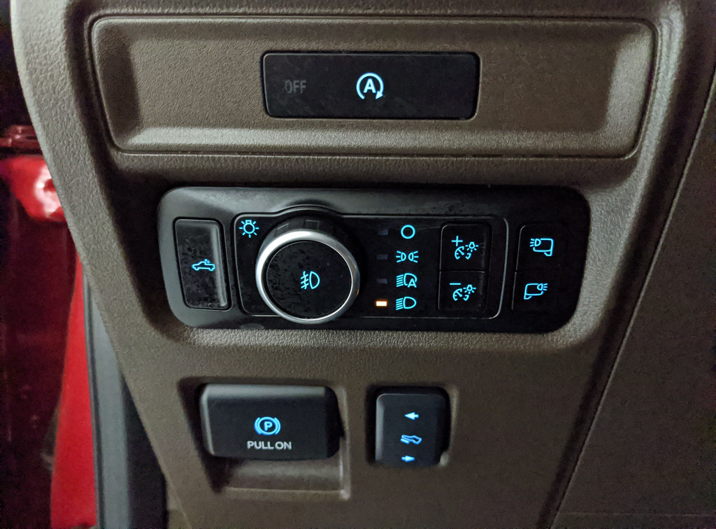 Certified 2025 Ford F150 King Ranch w/ FX4 Off-Road Package AWD/4WD image 13