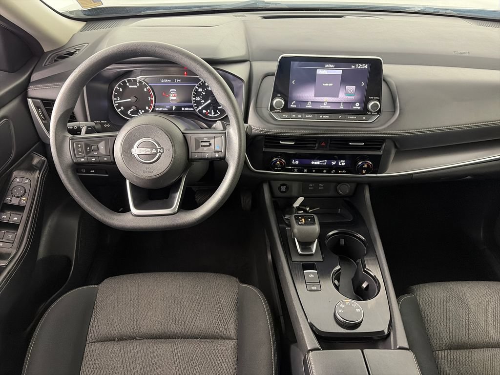 Used 2024 Nissan Rogue SV AWD/4WD image 14
