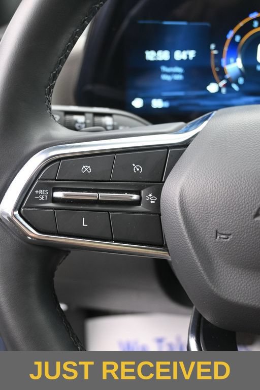 Used 2025 Chevrolet Equinox LT w/ Convenience Package II FWD image 16