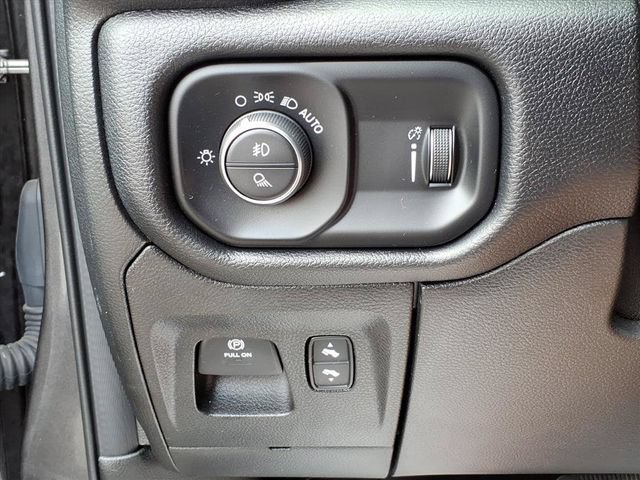 Used 2020 RAM 1500 Sport w/ Advanced Safety Group AWD/4WD image 17