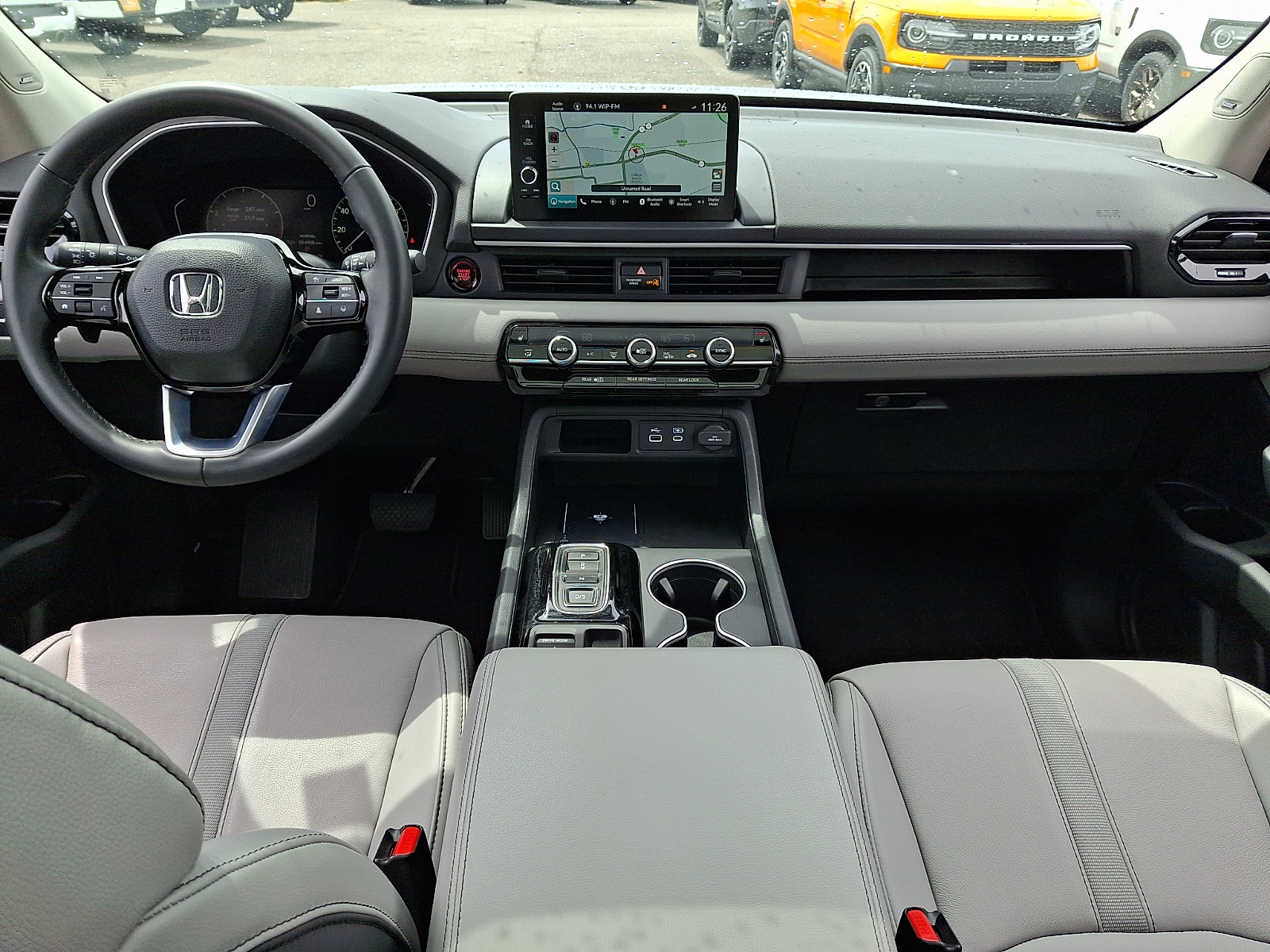 Used 2025 Honda Pilot Touring image 14