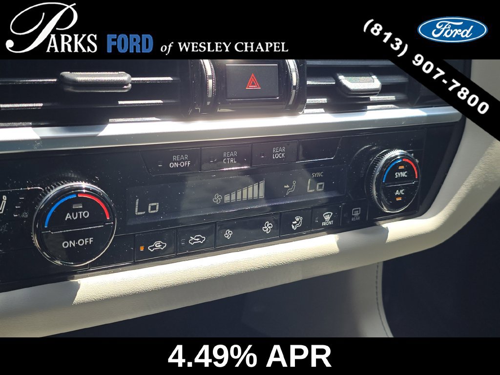 Used 2022 Nissan Pathfinder SV FWD image 23