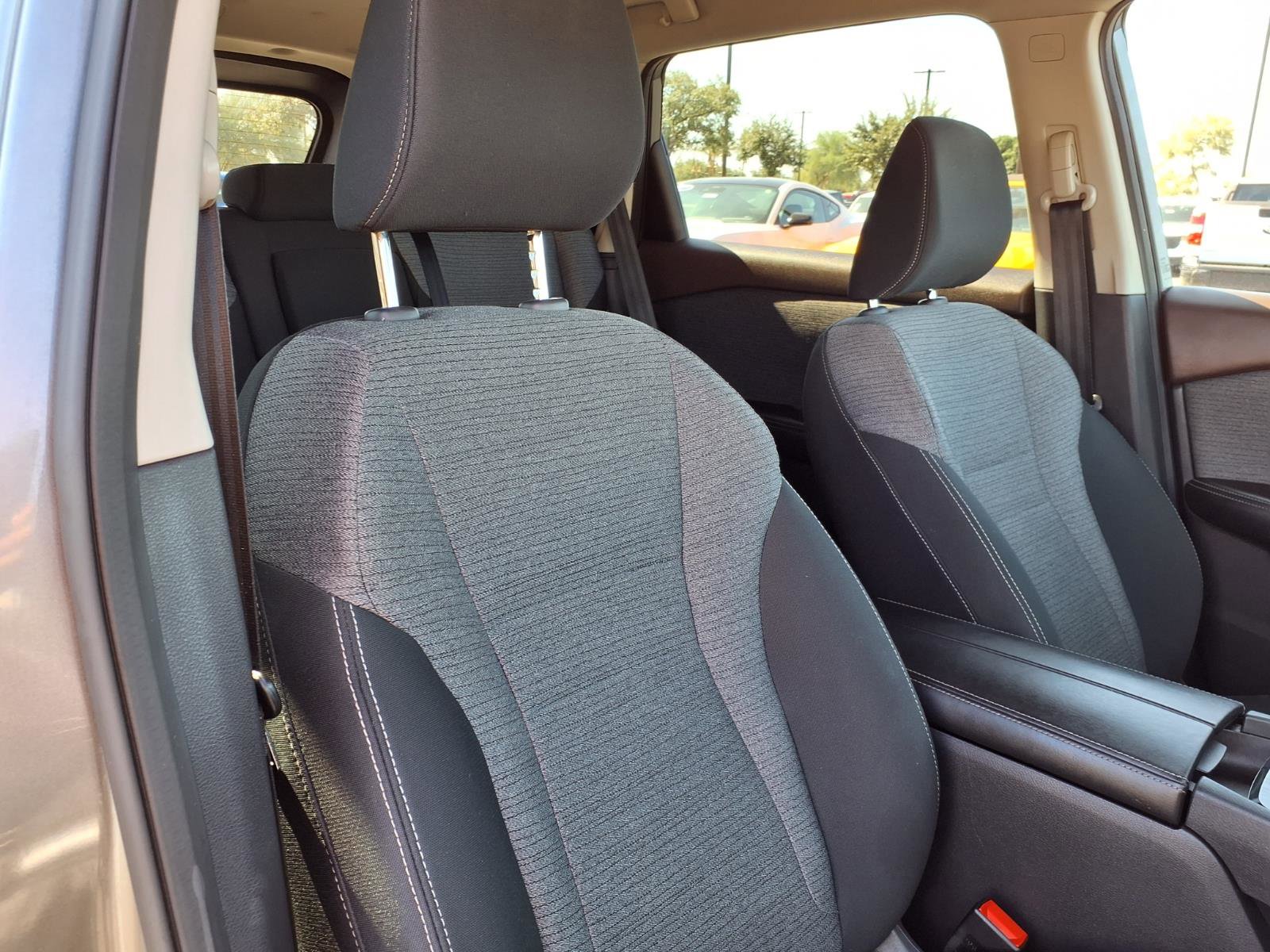 Used 2022 Nissan Rogue SV FWD image 12