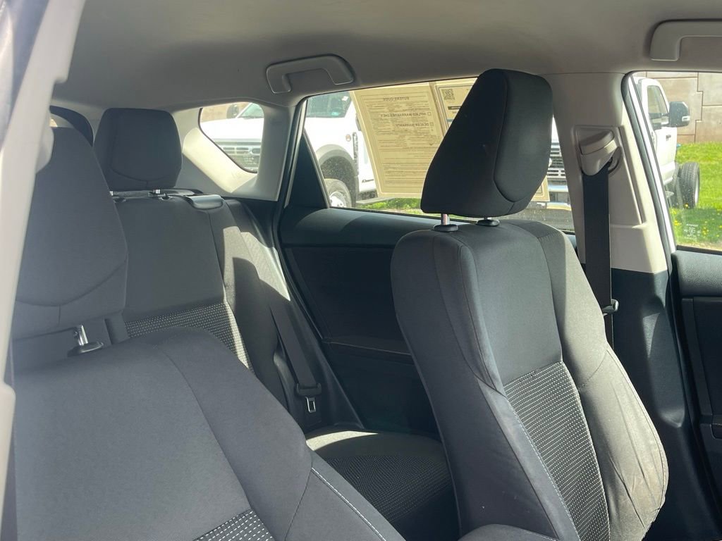 Used 2018 Toyota Corolla iM image 17