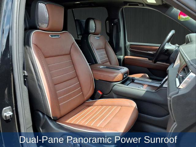 Used 2024 GMC Yukon Denali Ultimate AWD/4WD image 18