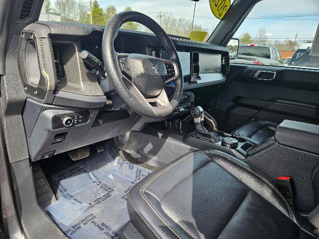 Certified 2025 Ford Bronco Badlands AWD/4WD image 14