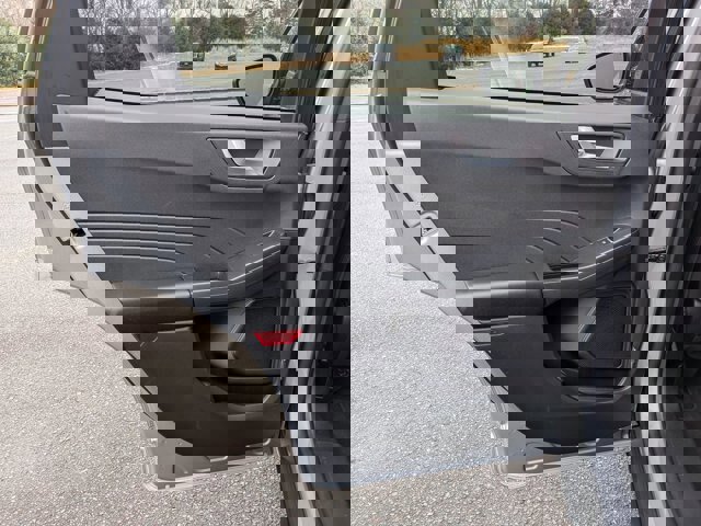 Certified 2024 Ford Escape ST-Line w/ Tech Pack #1 image 26