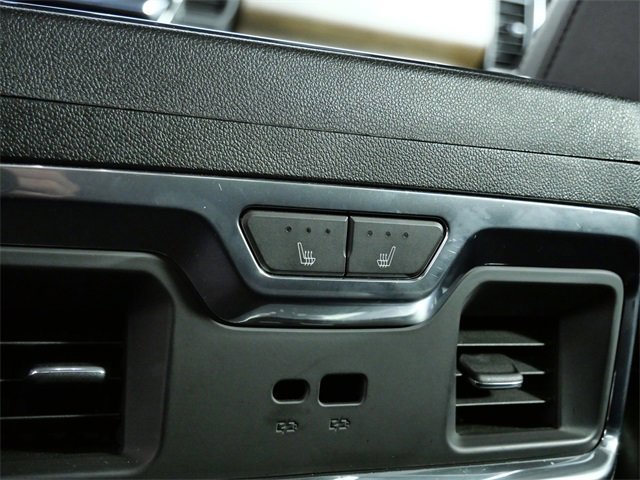 Used 2023 Chevrolet Silverado 1500 High Country w/ Technology Package image 17