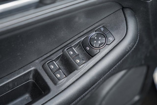 Certified 2022 Ford Edge SE w/ Black Appearance Package image 45