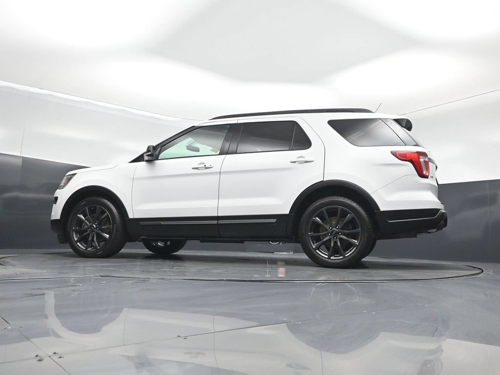 Certified 2019 Ford Explorer XLT w/ Equipment Group 202A FWD image 47
