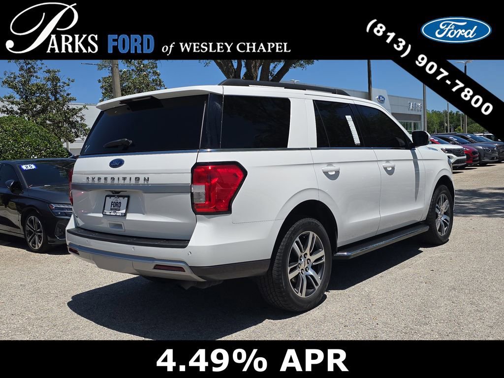 Certified 2023 Ford Expedition XLT image 3