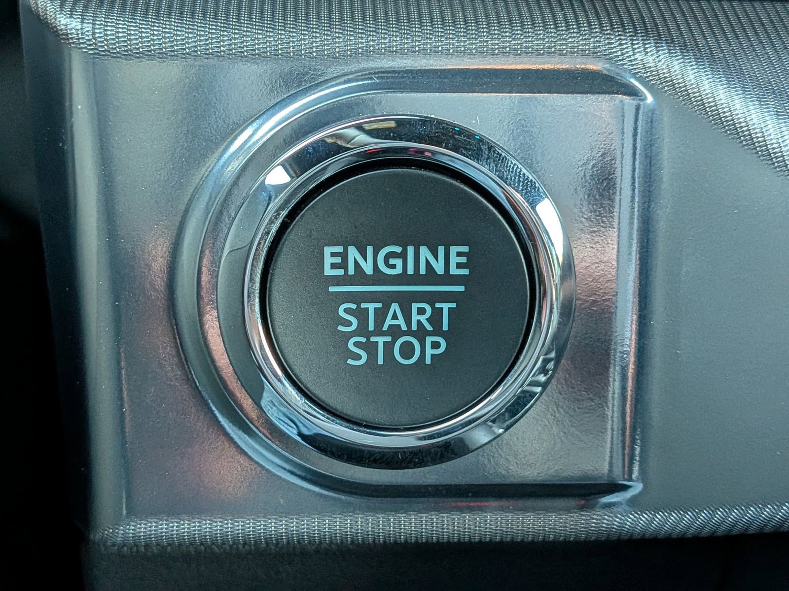 Certified 2025 Ford F150 Lariat w/ Equipment Group 501A Mid image 32