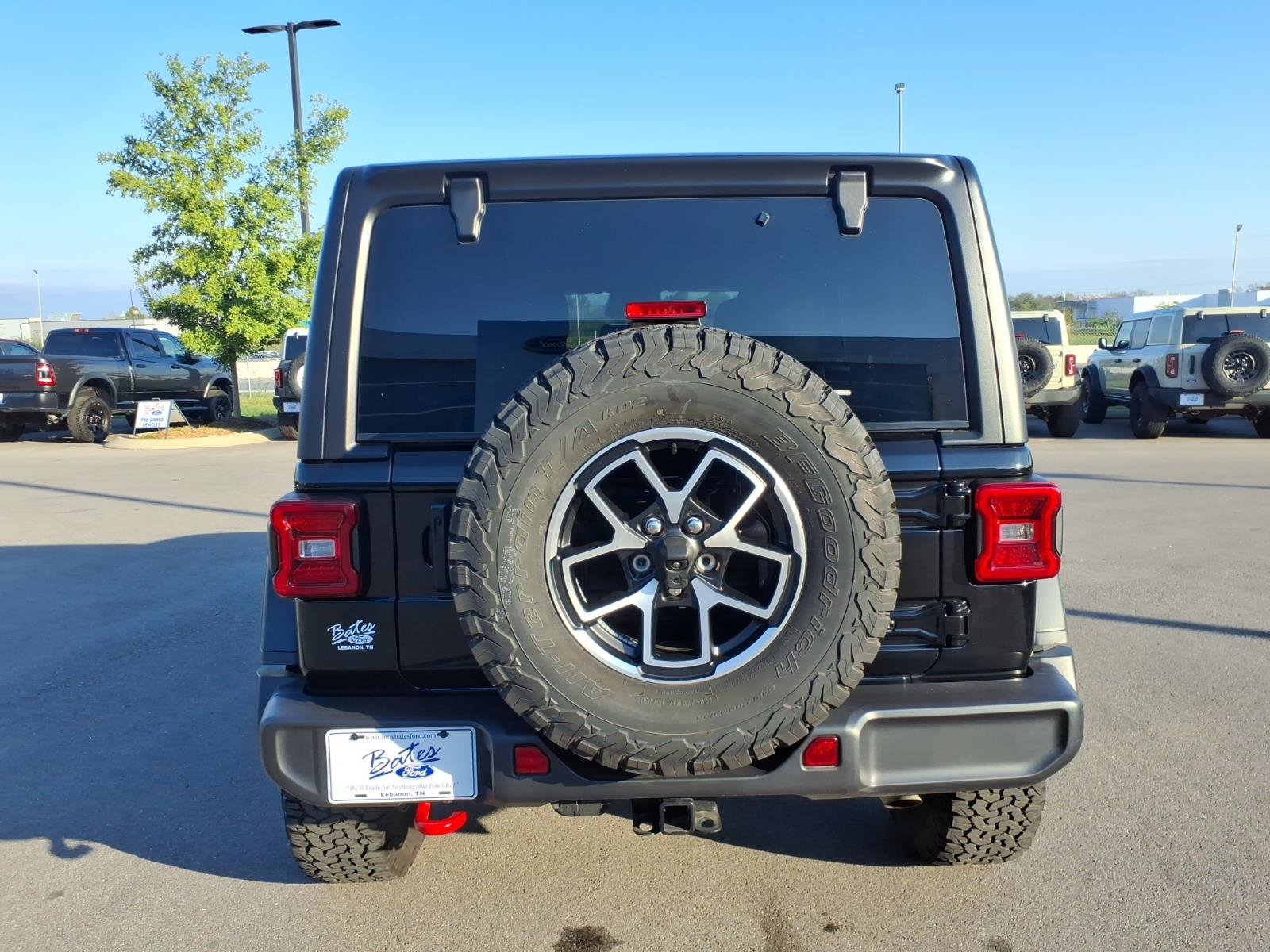Used 2026 Jeep Wrangler Unlimited Rubicon AWD/4WD image 4