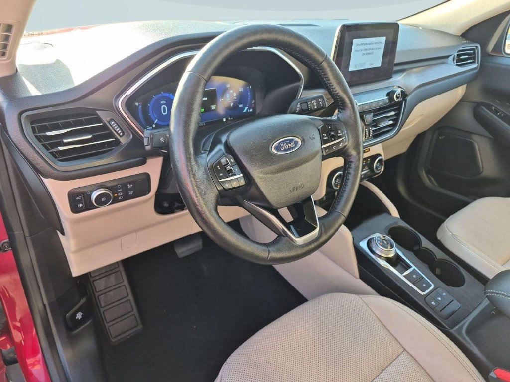 Certified 2020 Ford Escape Titanium AWD/4WD image 13