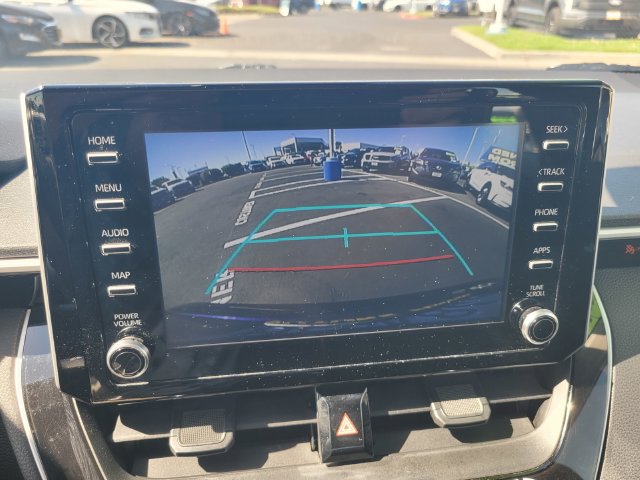 Used 2020 Toyota Corolla LE FWD image 21