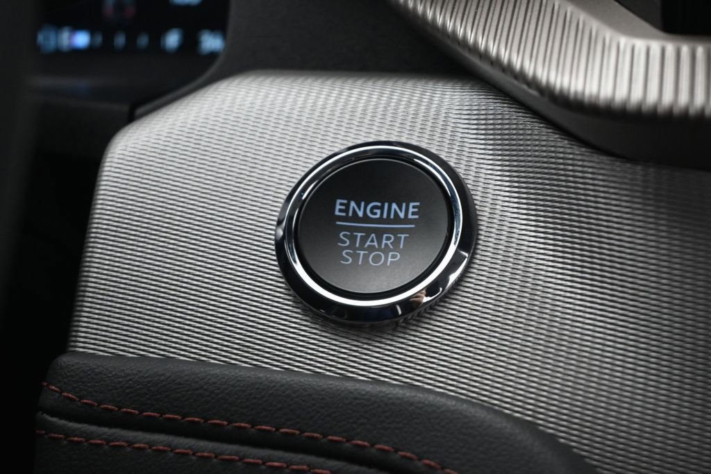 Certified 2025 Ford Explorer Active RWD image 14