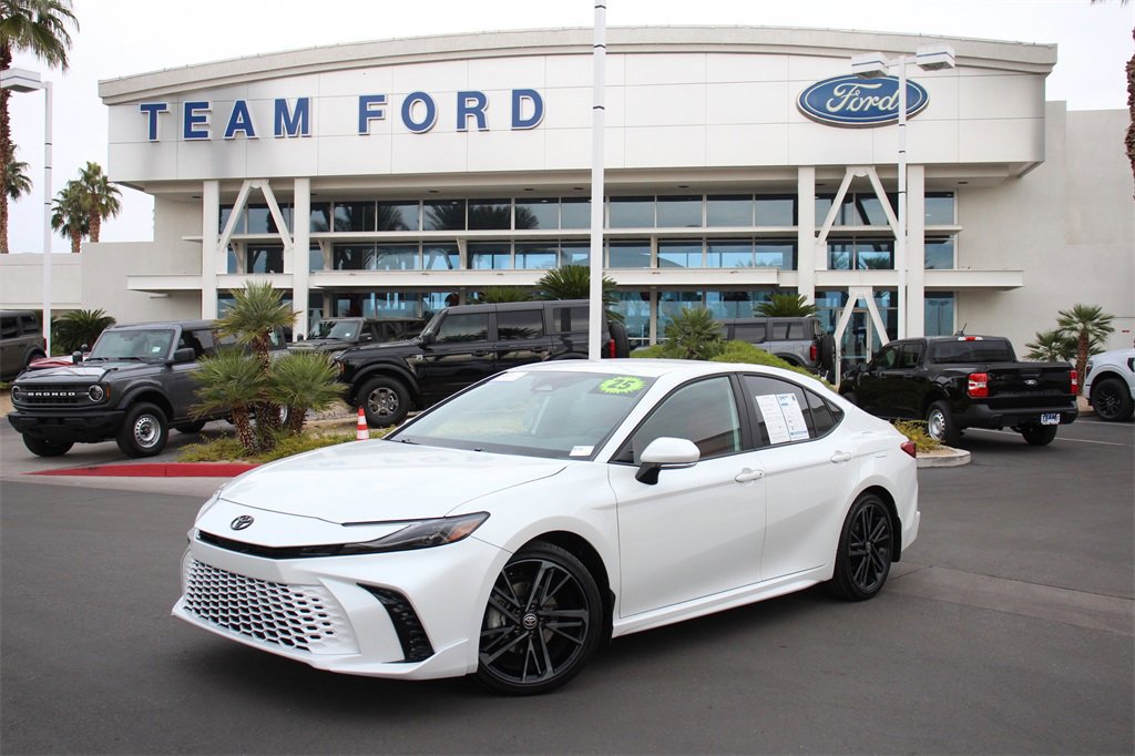 Used 2025 Toyota Camry XSE image 2