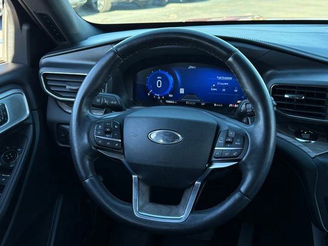 Certified 2020 Ford Explorer Platinum w/ Premium Technology Package image 21