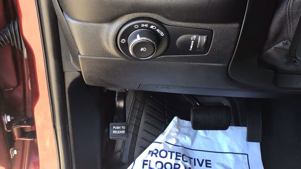 Used 2022 Dodge Durango GT image 20