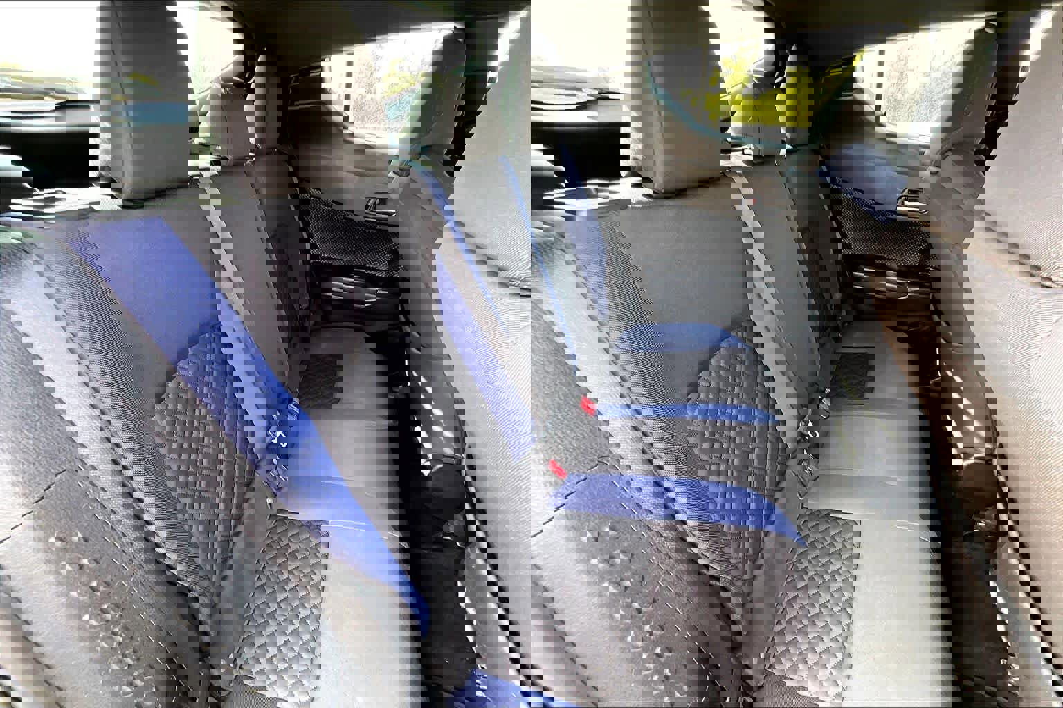 Used 2022 Toyota C-HR XLE image 19