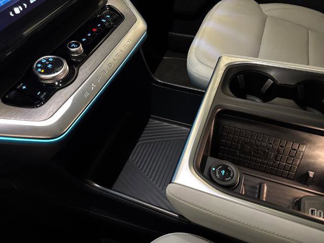 Certified 2025 Ford Expedition Max Platinum AWD/4WD image 33