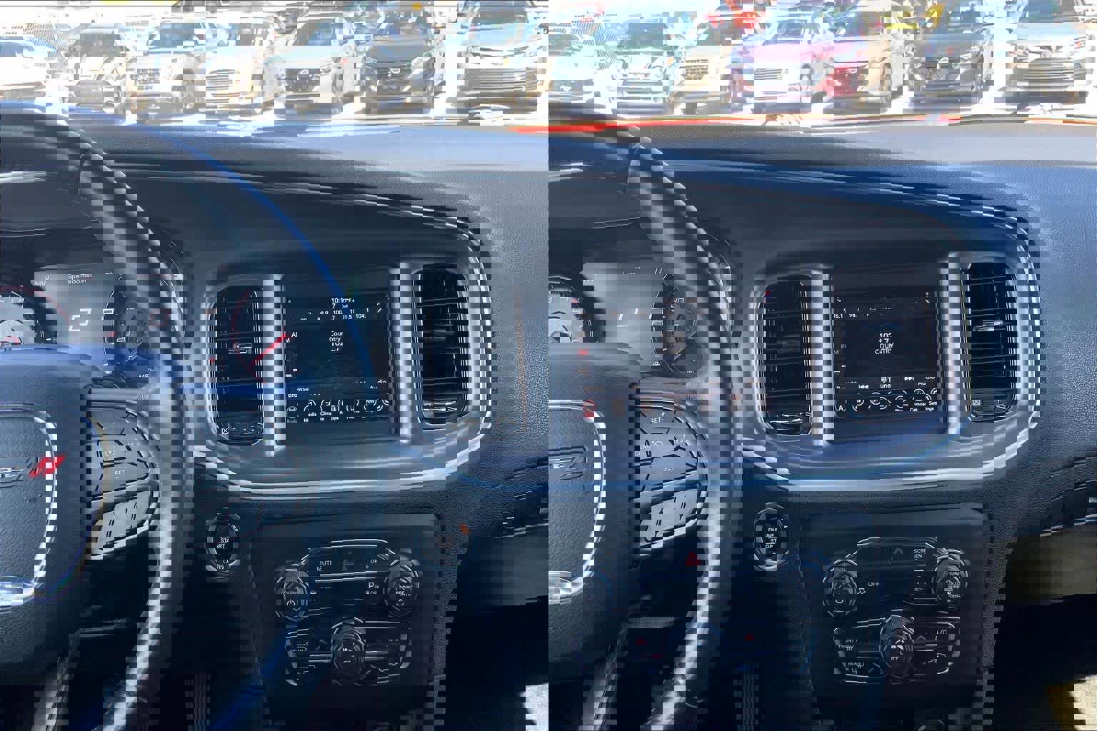 Used 2021 Dodge Charger SXT w/ Blacktop Package image 9