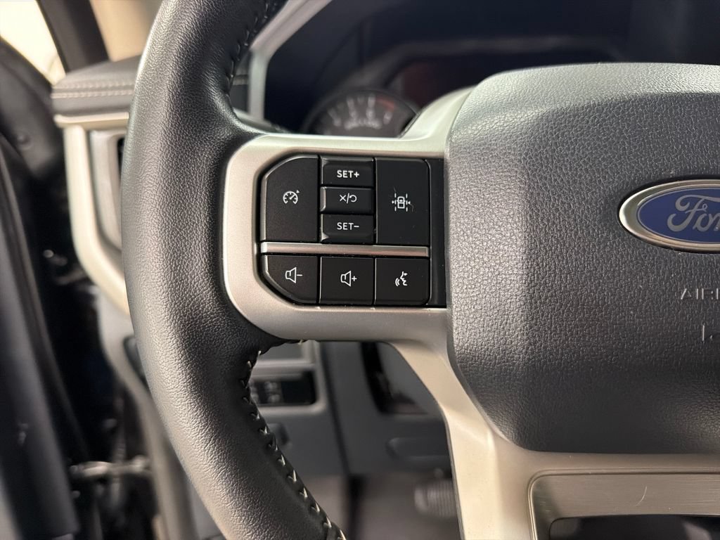 Certified 2024 Ford Expedition XLT RWD image 21