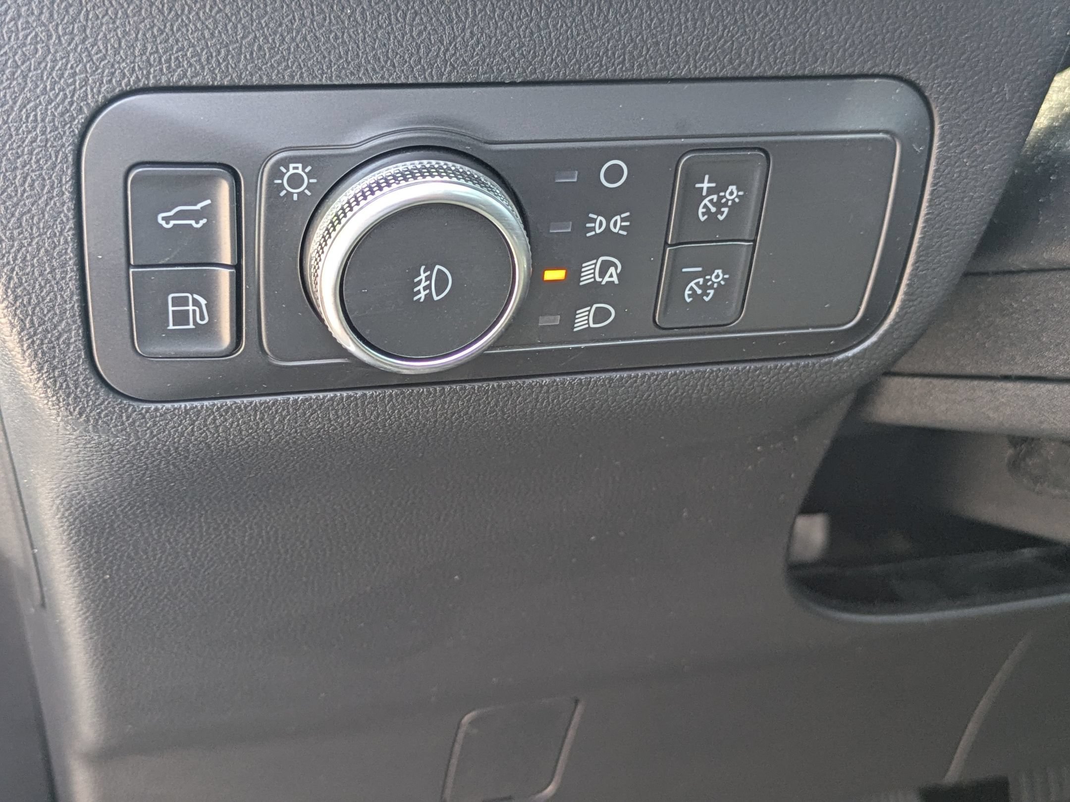 Certified 2022 Ford Escape SEL w/ Technology Package FWD image 16