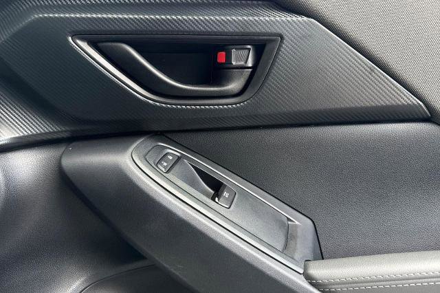 Used 2024 Subaru Crosstrek 2.0i Premium image 11