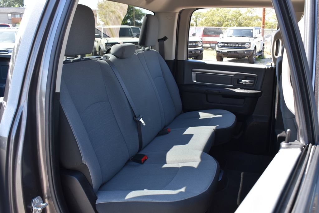 Used 2021 RAM 1500 Classic SLT AWD/4WD image 30