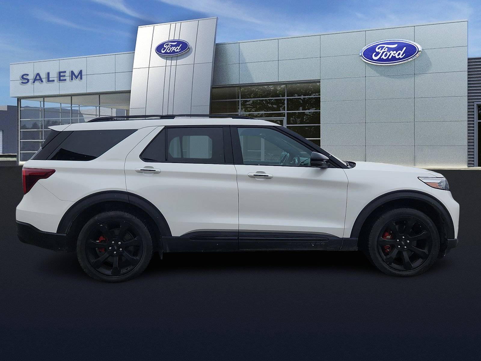 Certified 2023 Ford Explorer ST w/ Equipment Group 401A image 3