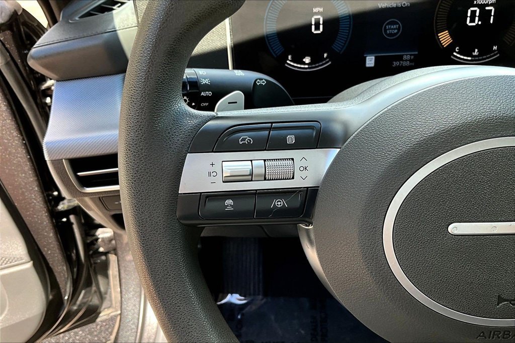 Used 2025 Hyundai Sonata SEL FWD image 13