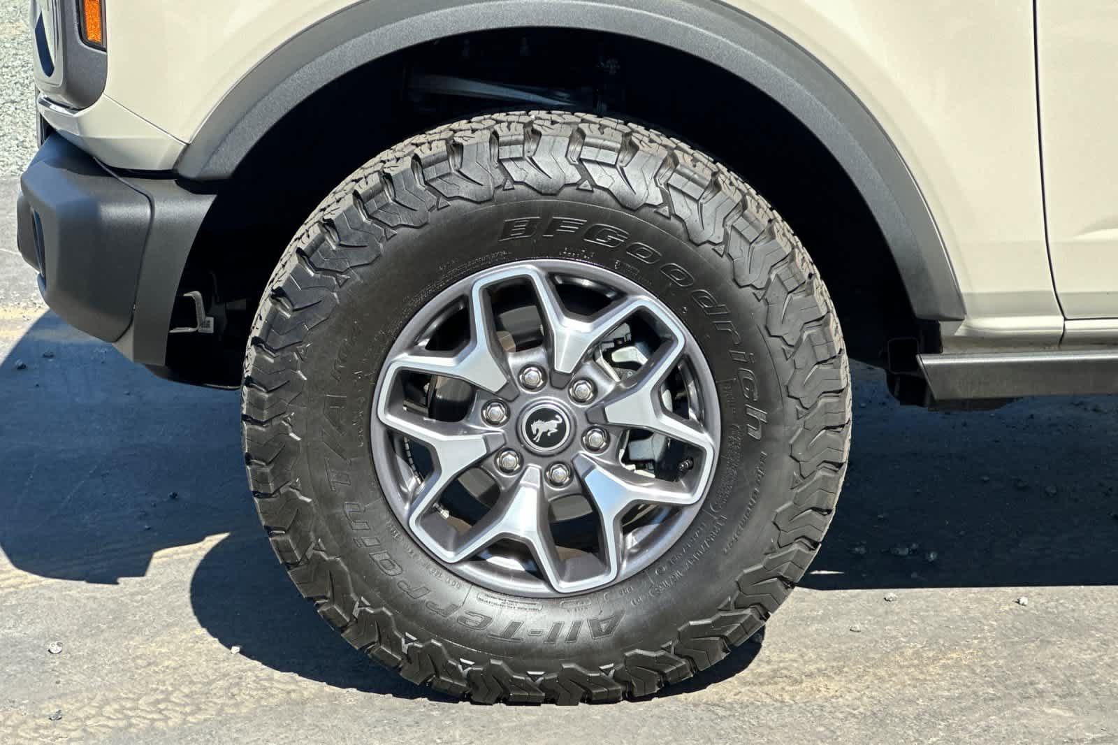 Certified 2025 Ford Bronco Badlands AWD/4WD image 33